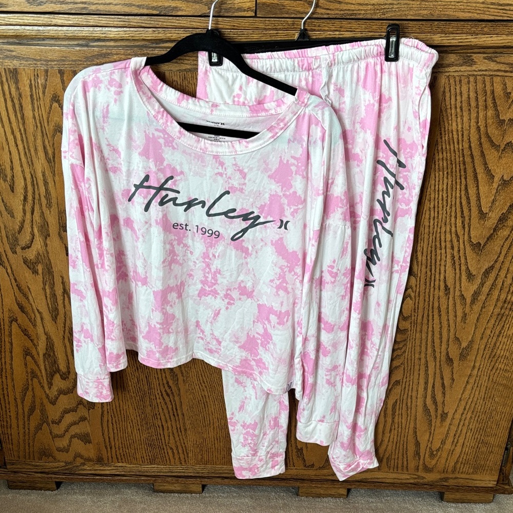 Hurley Pink Tie-Dye Pajamas